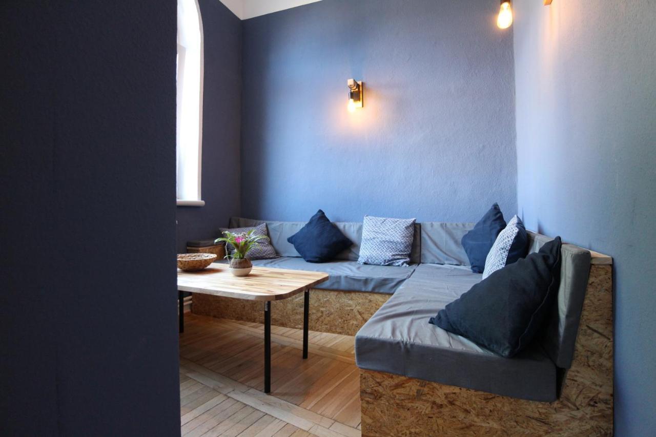 Blue Doors Hostel Ktv Росток Экстерьер фото
