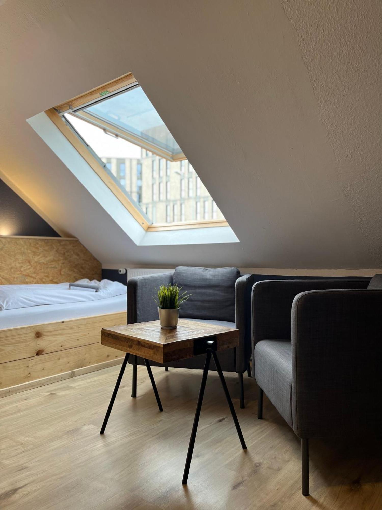Blue Doors Hostel Ktv Росток Экстерьер фото