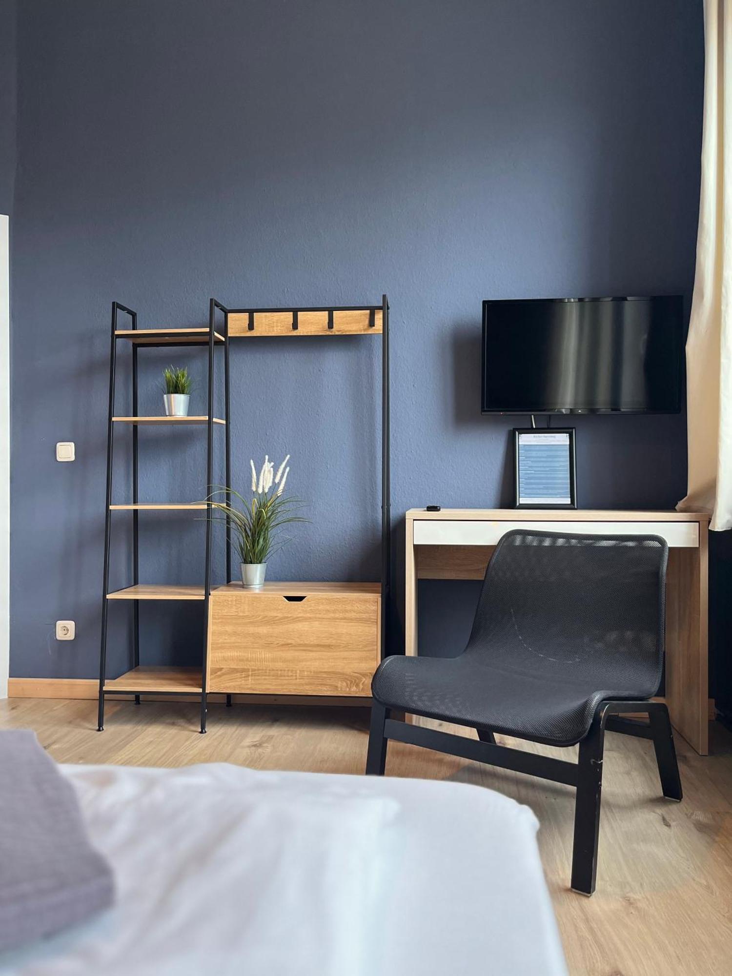 Blue Doors Hostel Ktv Росток Экстерьер фото