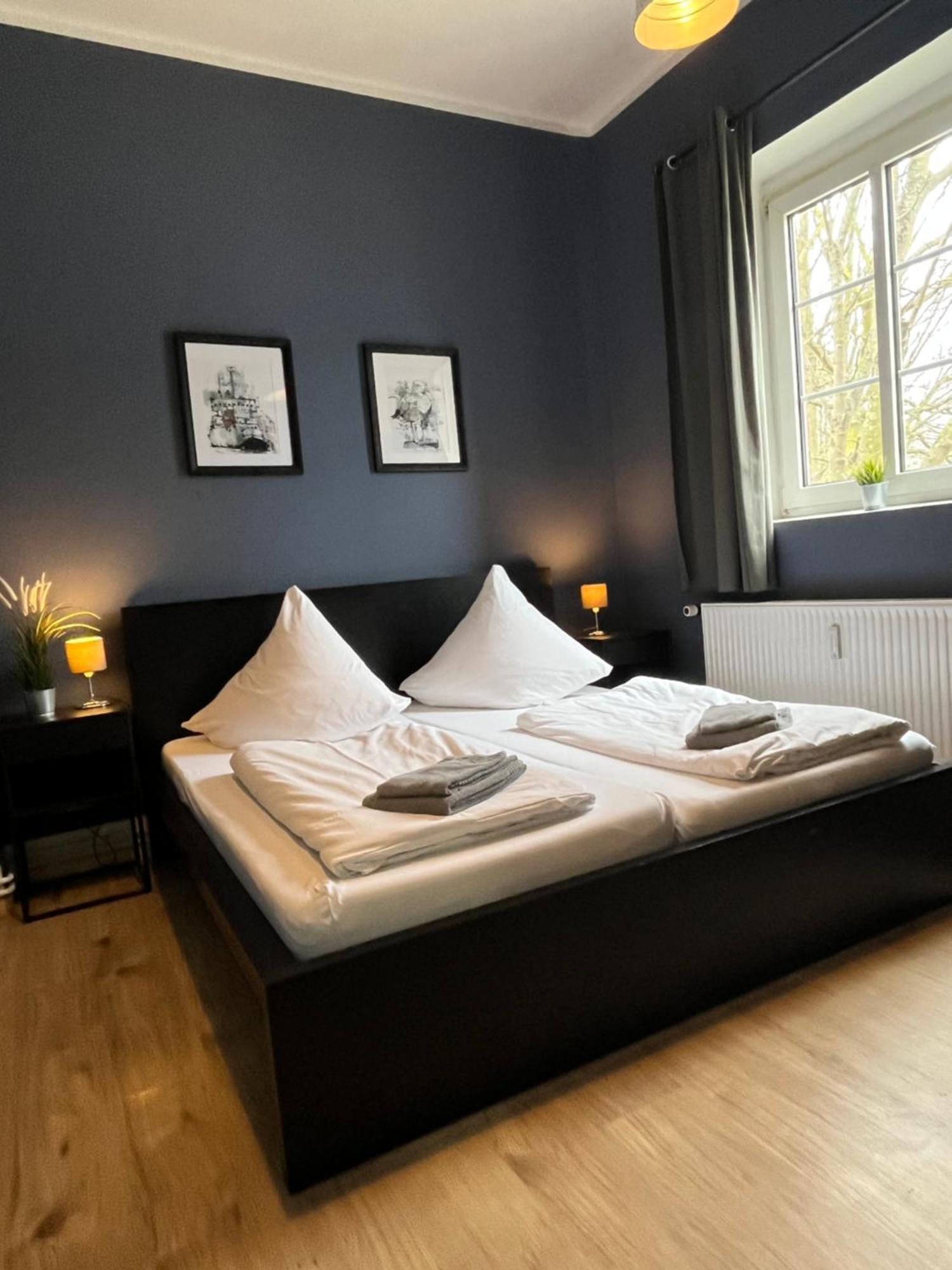 Blue Doors Hostel Ktv Росток Экстерьер фото