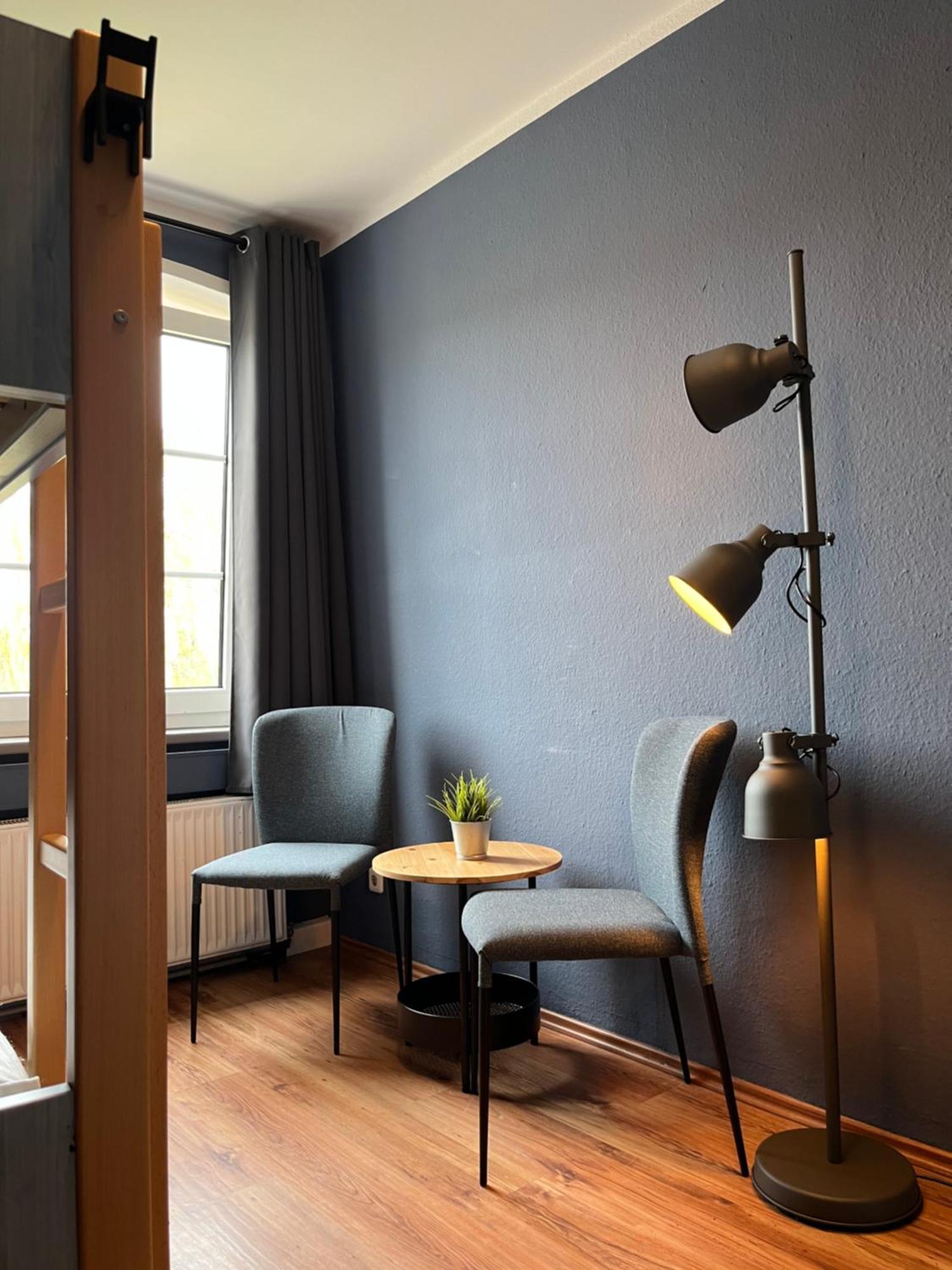 Blue Doors Hostel Ktv Росток Экстерьер фото